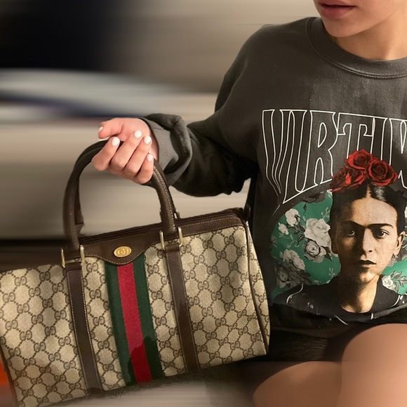 Gucci Handbags - Gucci Bag